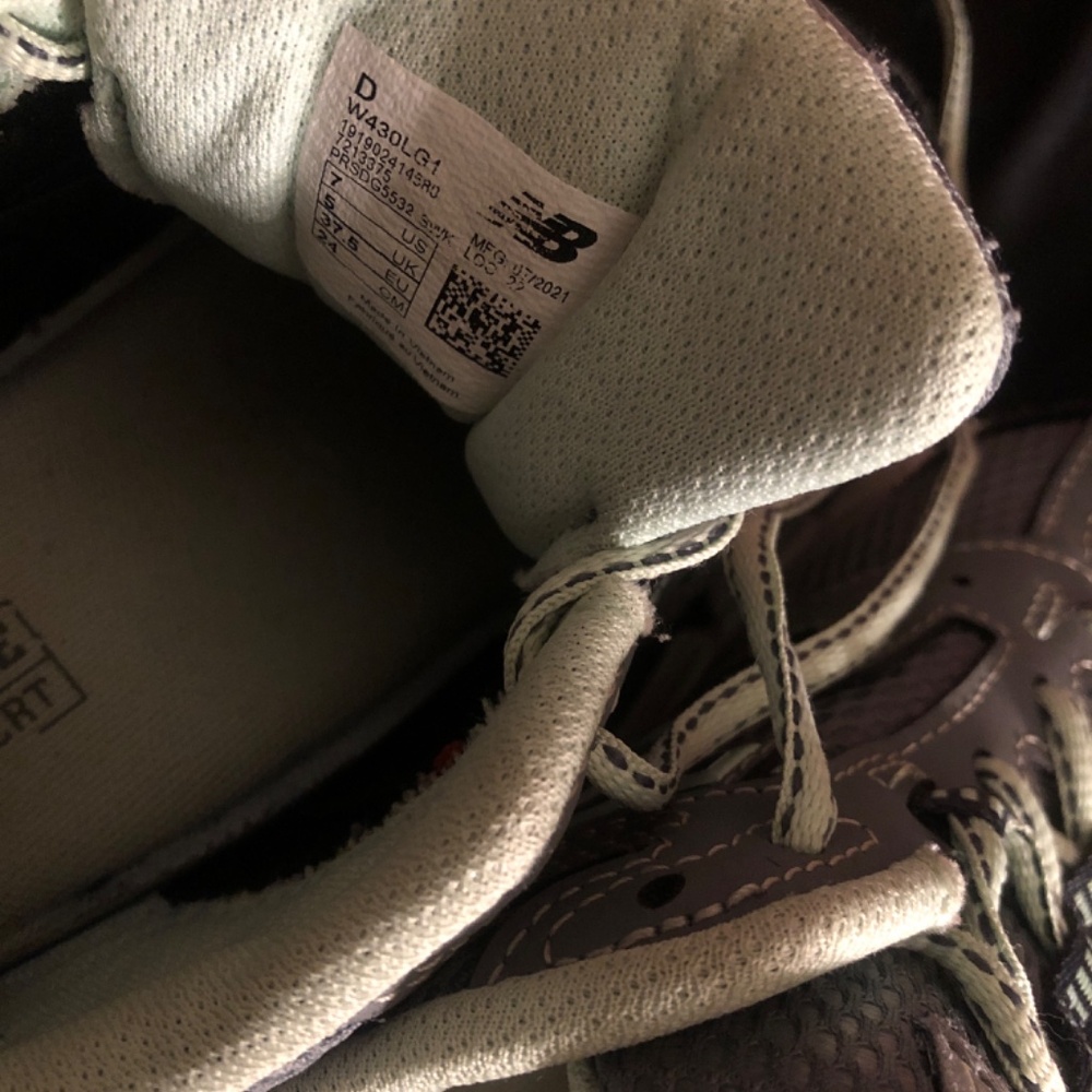 Shoes - Picture 2 of 3